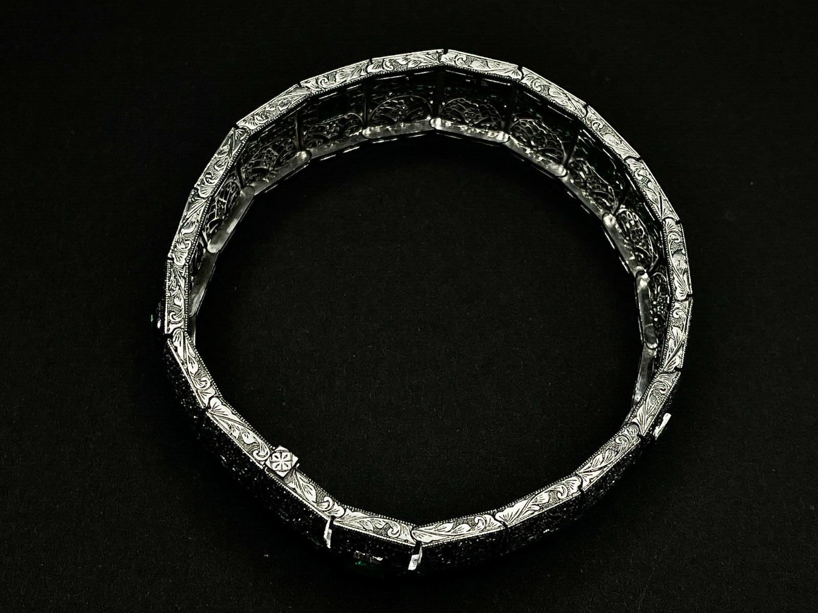 Art Deco Diamond Emerald Platinum Bracelet Handmade Natural 8.14 CTW Certified
