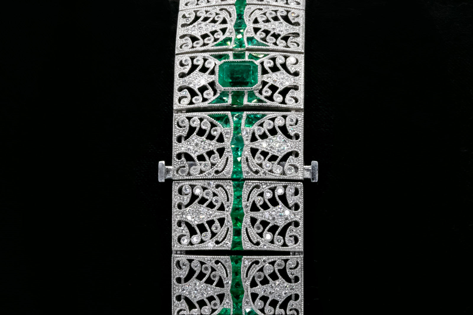 Art Deco Diamond Emerald Platinum Bracelet Handmade Natural 8.14 CTW Certified