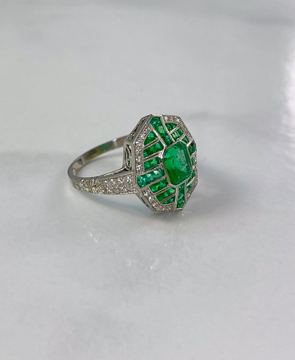 Art Deco Emerald Platinum Diamond Ring Old Mine European Cut Natural 1.58 CTW