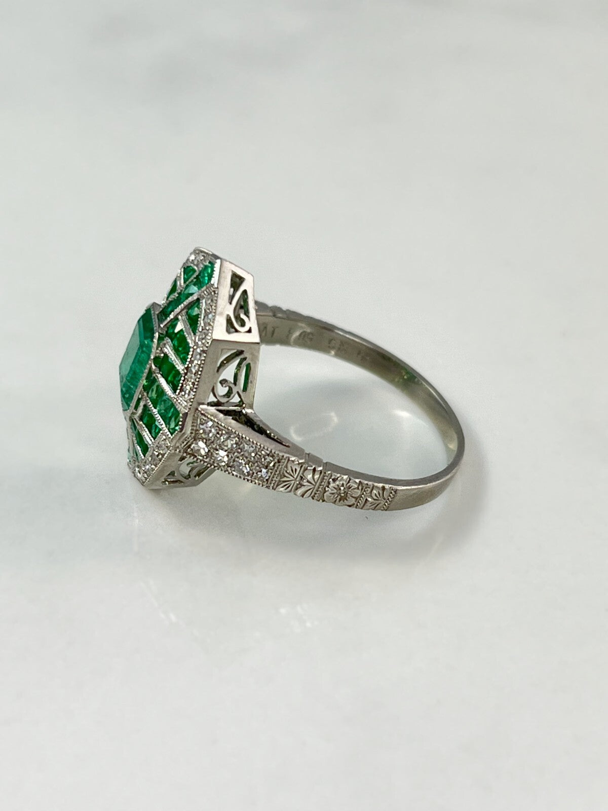 Art Deco Emerald Platinum Diamond Ring Old Mine European Cut Natural 1.58 CTW