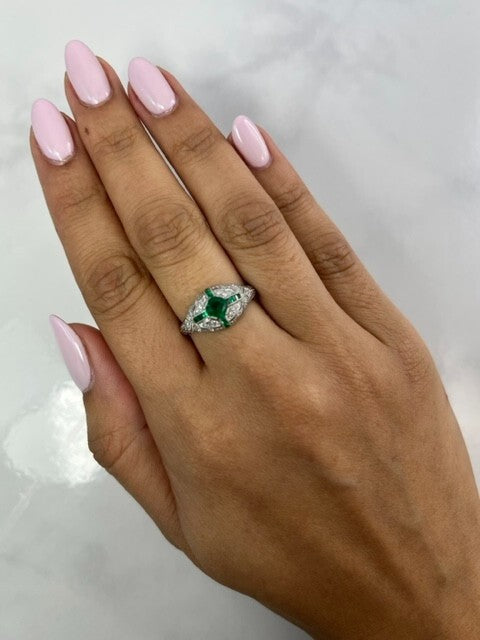 Diamond Emerald Platinum Ring Art Deco Natural Handmade Antique Style 0.92CTW