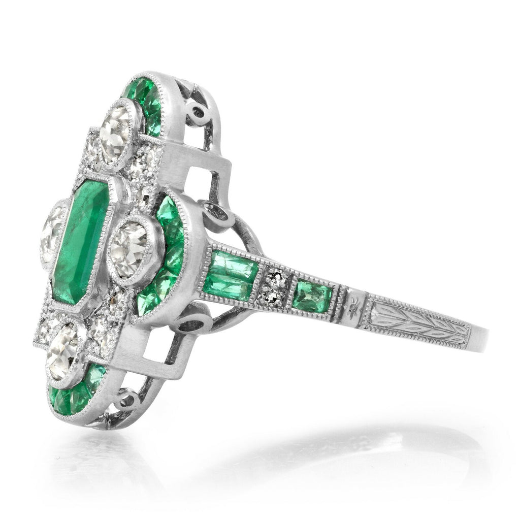 Art Deco Emerald Platinum Diamond Ring Antique Design Certified Natural